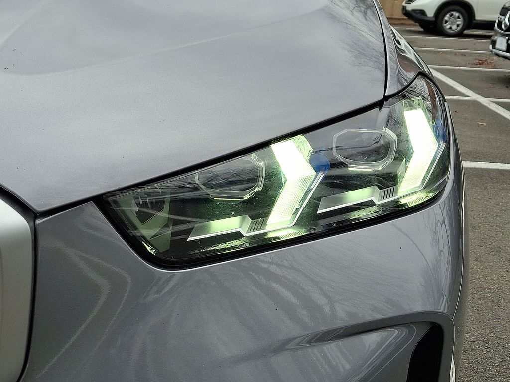 Thumbnail: 2024 BMW X5 - 9