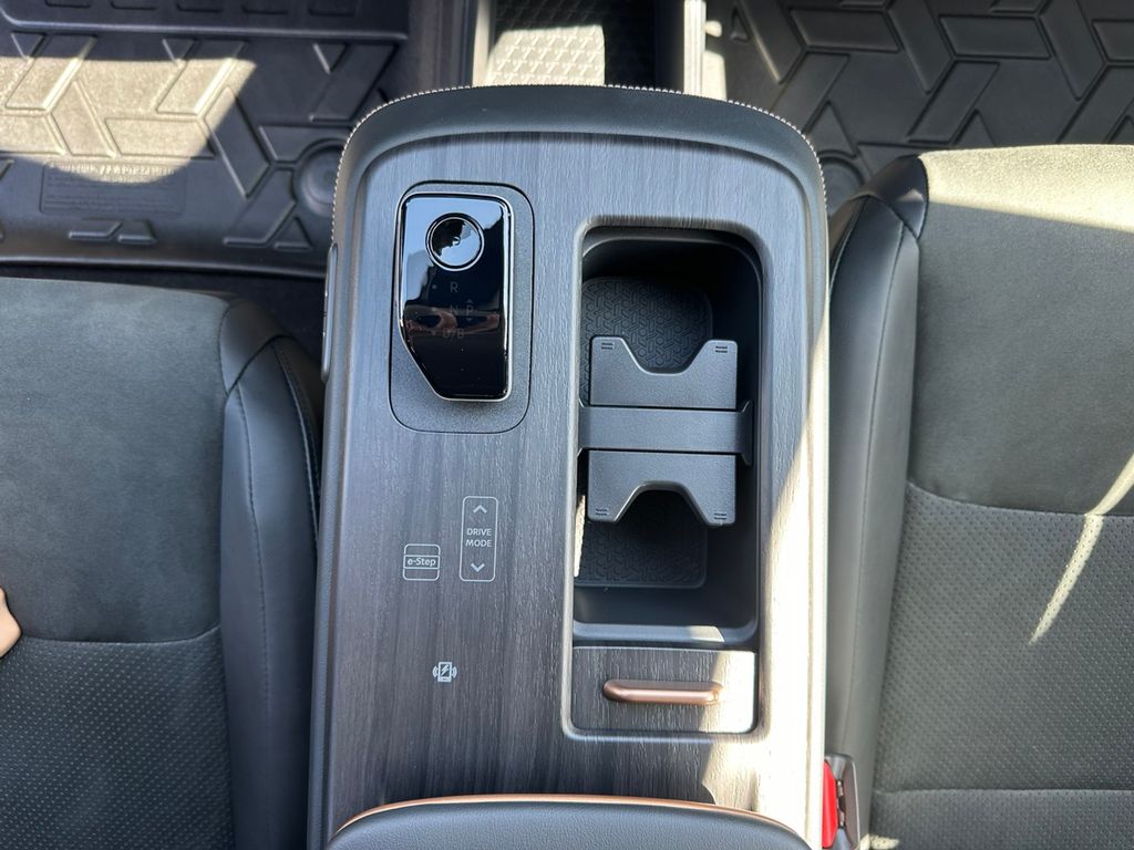 2025 Nissan Ariya EVOLVE+ e-4ORCE