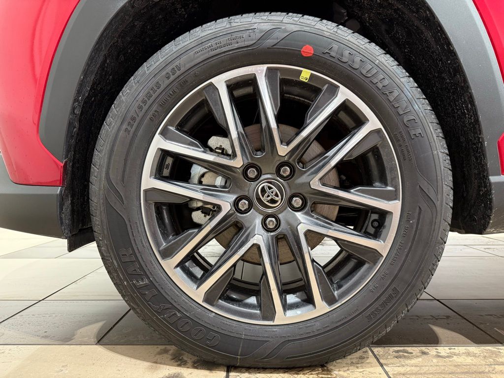 Thumbnail: 2026 Toyota Corolla Cross - 9