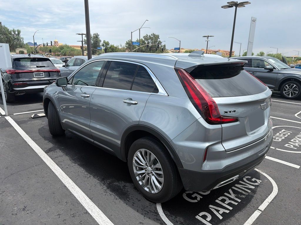 Used 2024 Silver Cadillac Premium Luxury image 4