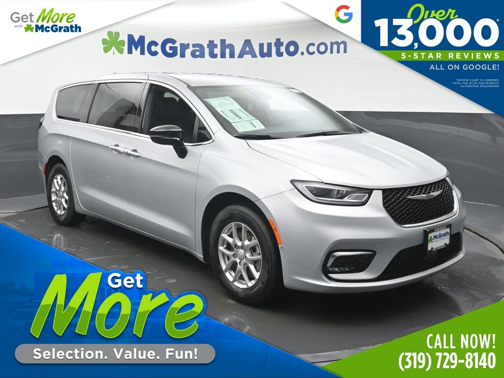 Silver Mist Clearcoat 2026 Chrysler Pacifica Select FWD Minivan Front-Wheel Drive 9-Speed Automatic