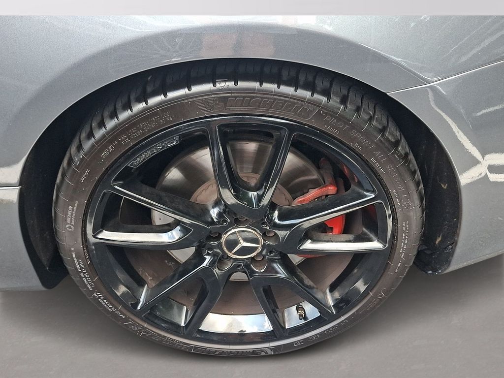 Thumbnail: 2019 Mercedes-Benz E-Class - 6
