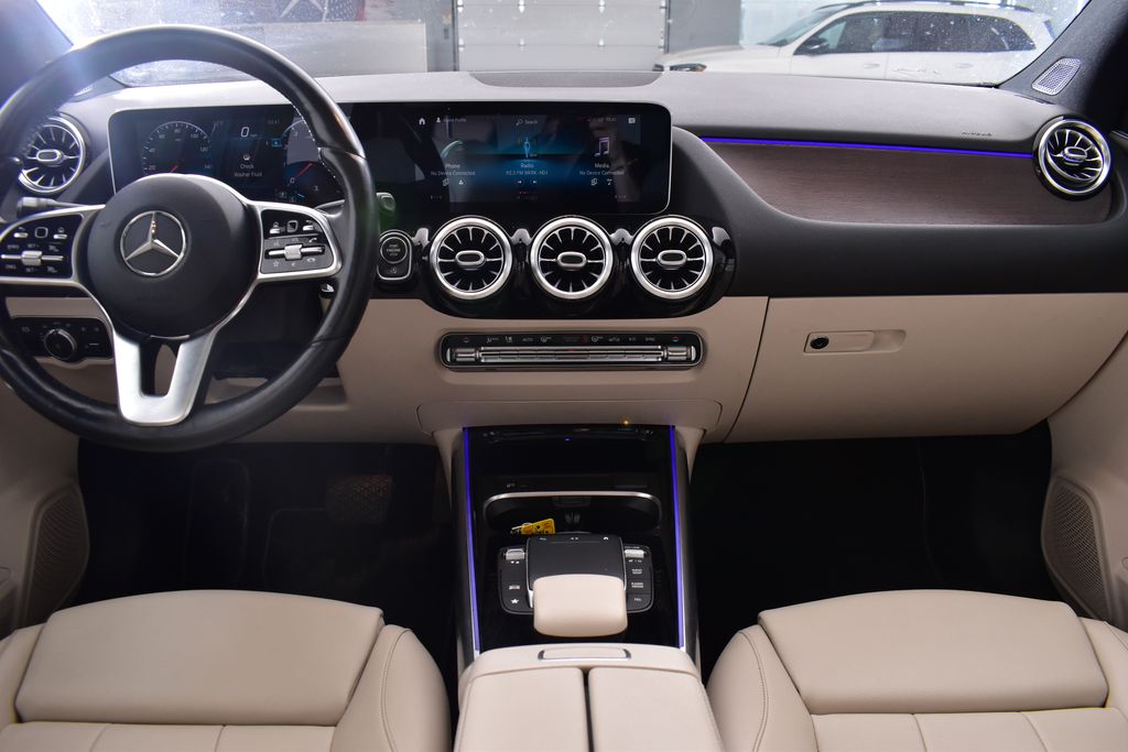 2021 Mercedes-Benz GLA 250 4MATIC 25