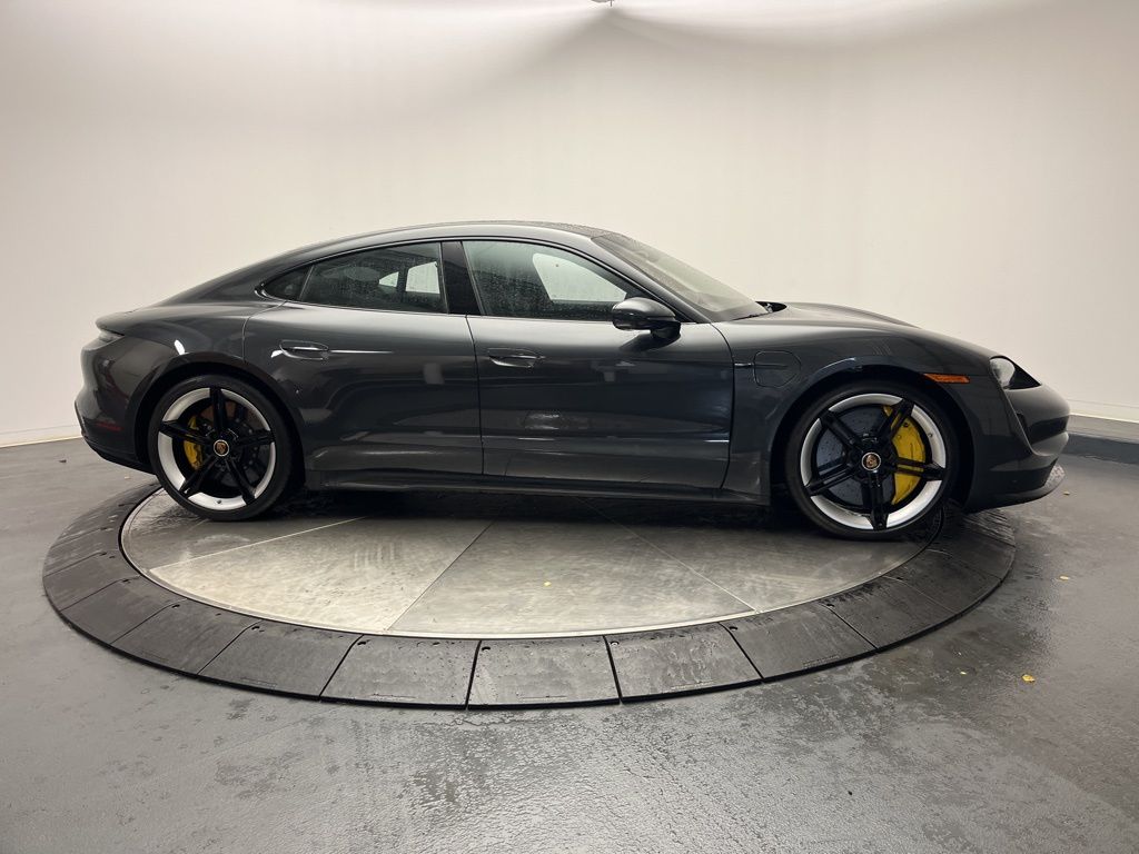 Thumbnail: 2021 Porsche Taycan - 6