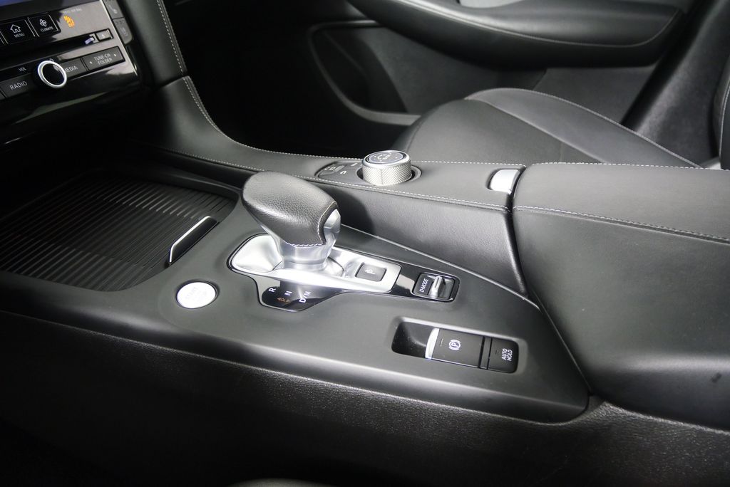 2022 INFINITI QX55 Essential 25