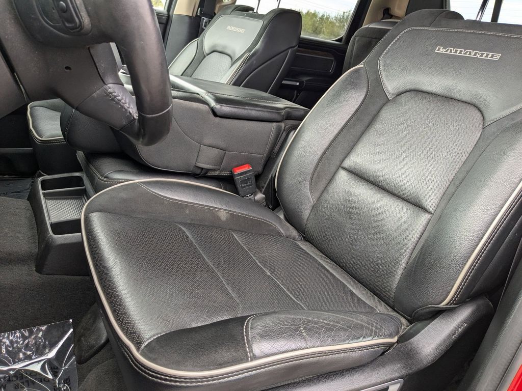 2020 RAM Ram 1500 Pickup Laramie - Photo 11
