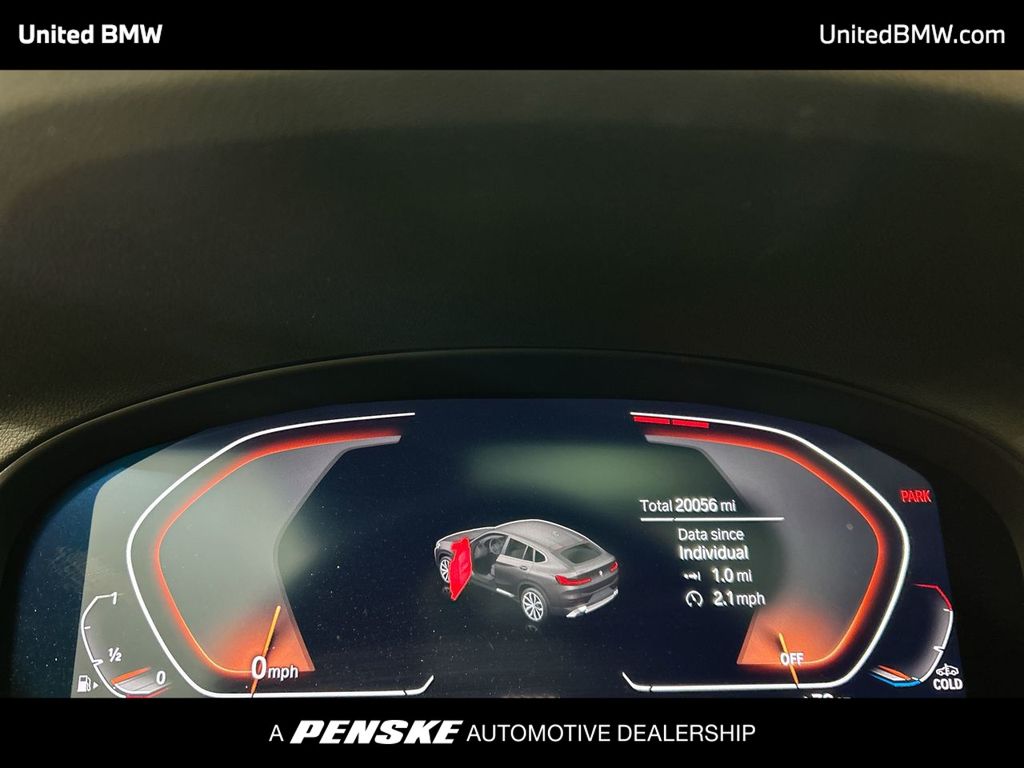 Thumbnail: 2025 BMW X4 - 15