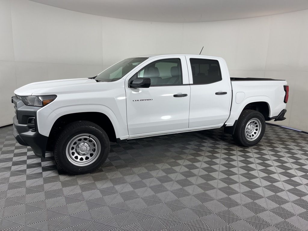 Thumbnail: 2026 Chevrolet Colorado - 2