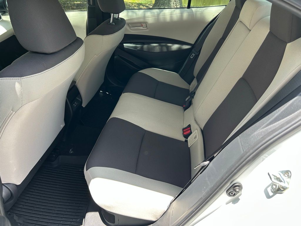 2023 Toyota Corolla LE 13