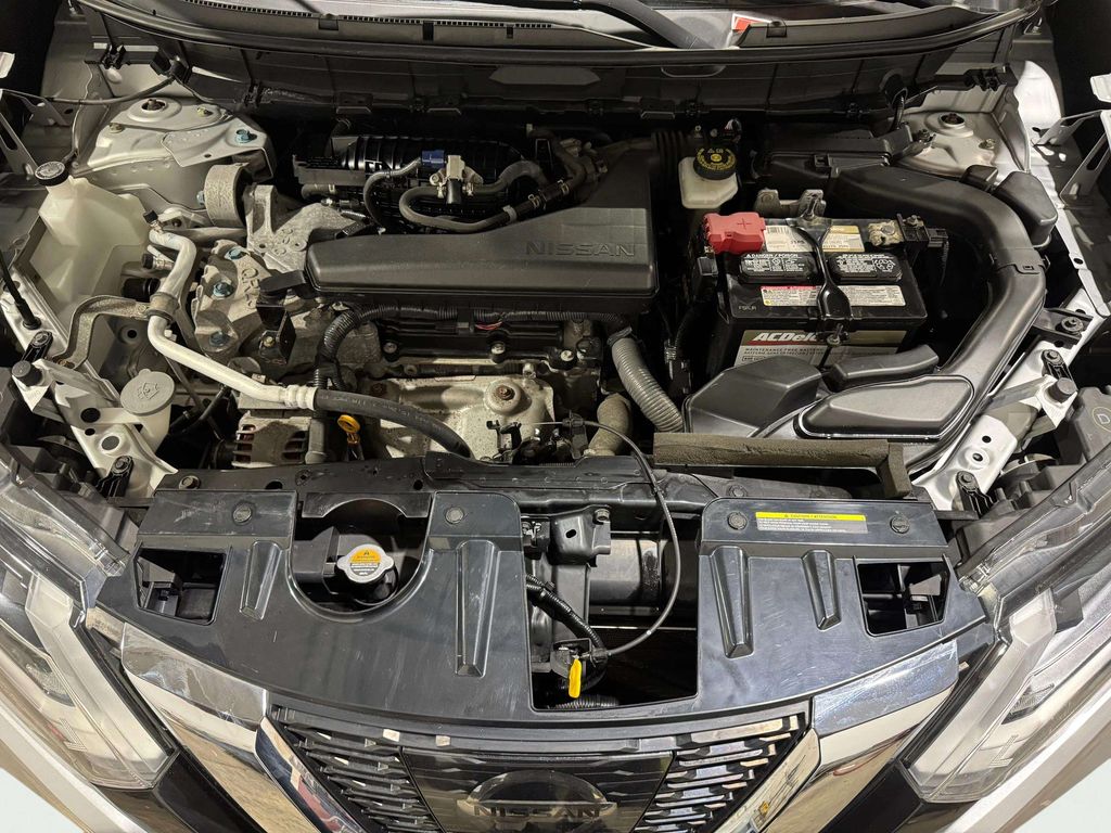 Used 2017 Brilliant Silver Nissan S image 25