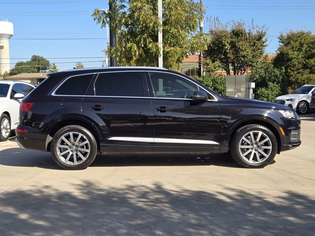 used 2018 Audi Q7 car, priced at $19,492