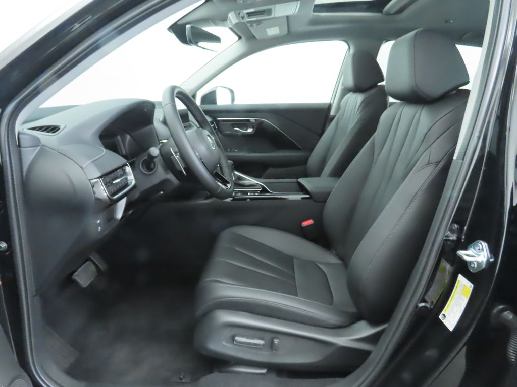 Thumbnail: 2025 Acura ADX - 21