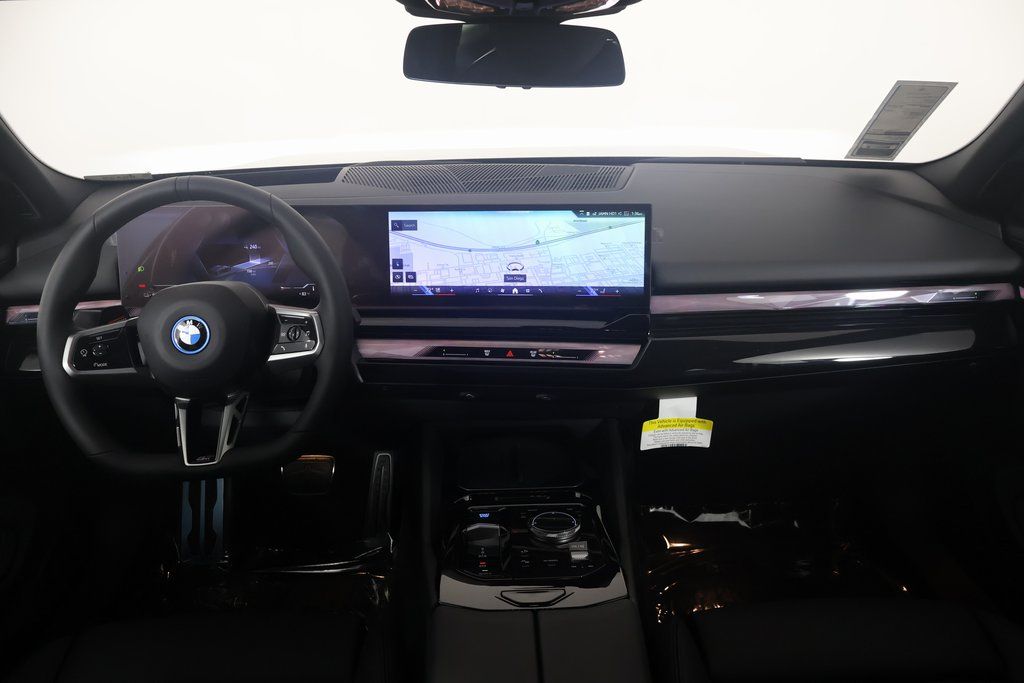 2025 BMW i5 xDrive40 4