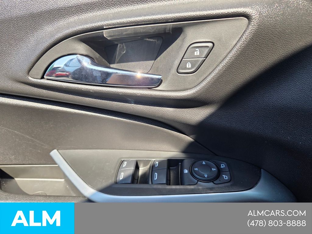 Used 2025 Black Chevrolet LS image 28