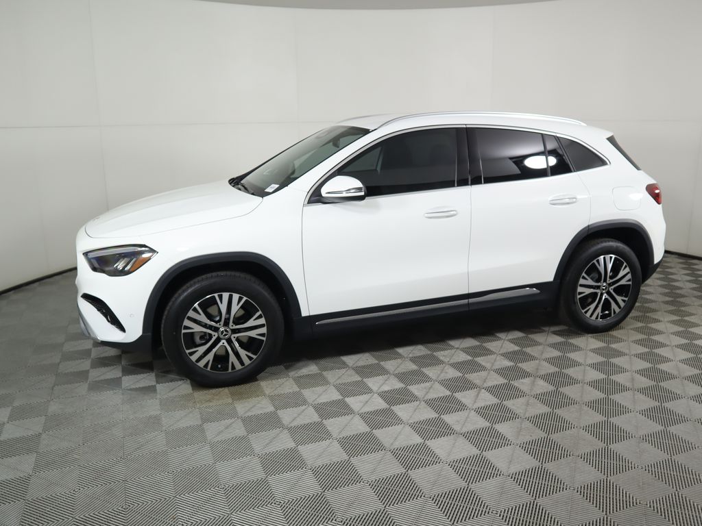 2025 Mercedes-Benz GLA 250 8