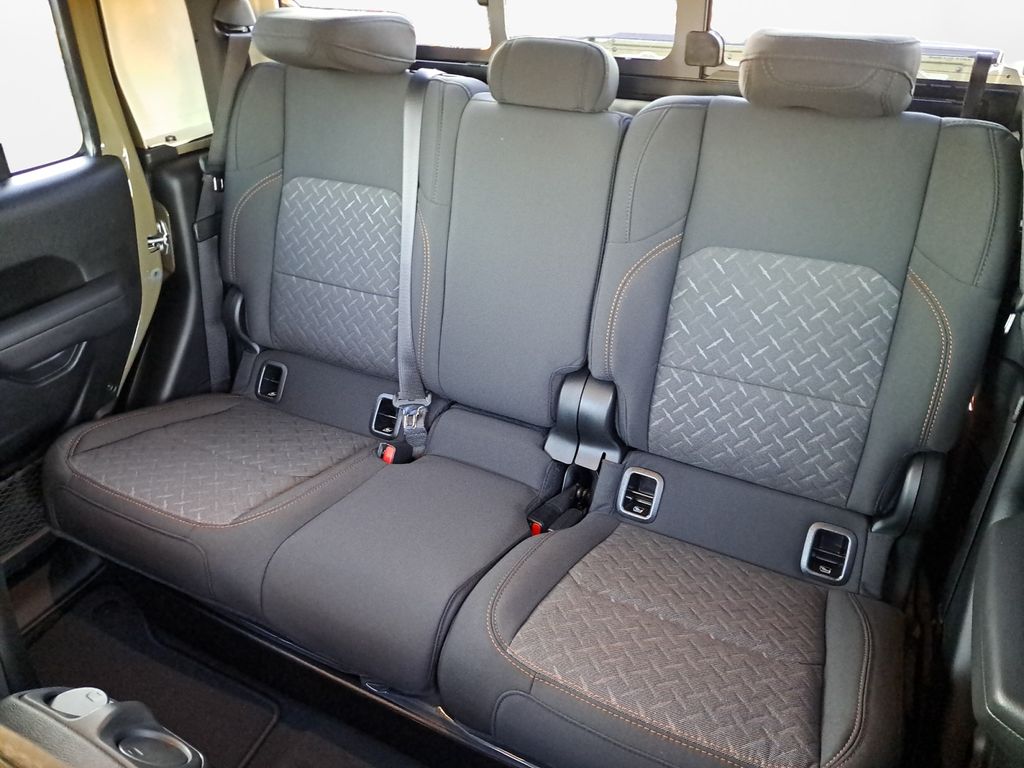 New Car 2025 Jeep Gladiator  Mojave For Sale Under $50,000 In Austin, Texas