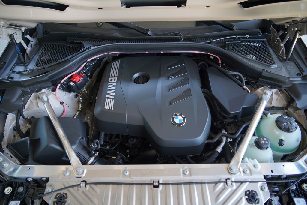 Thumbnail: 2026 BMW X3 - 21