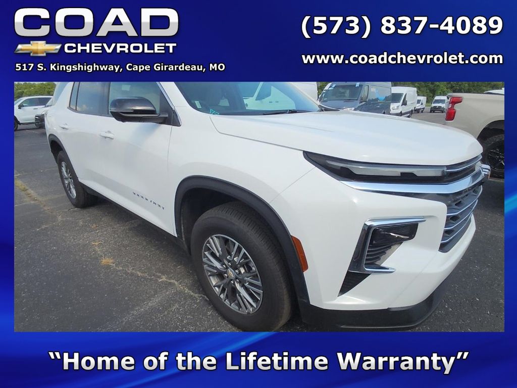 Summit White 2026 Chevrolet Traverse SUV / Crossover Front-Wheel Drive 8-Speed Automatic