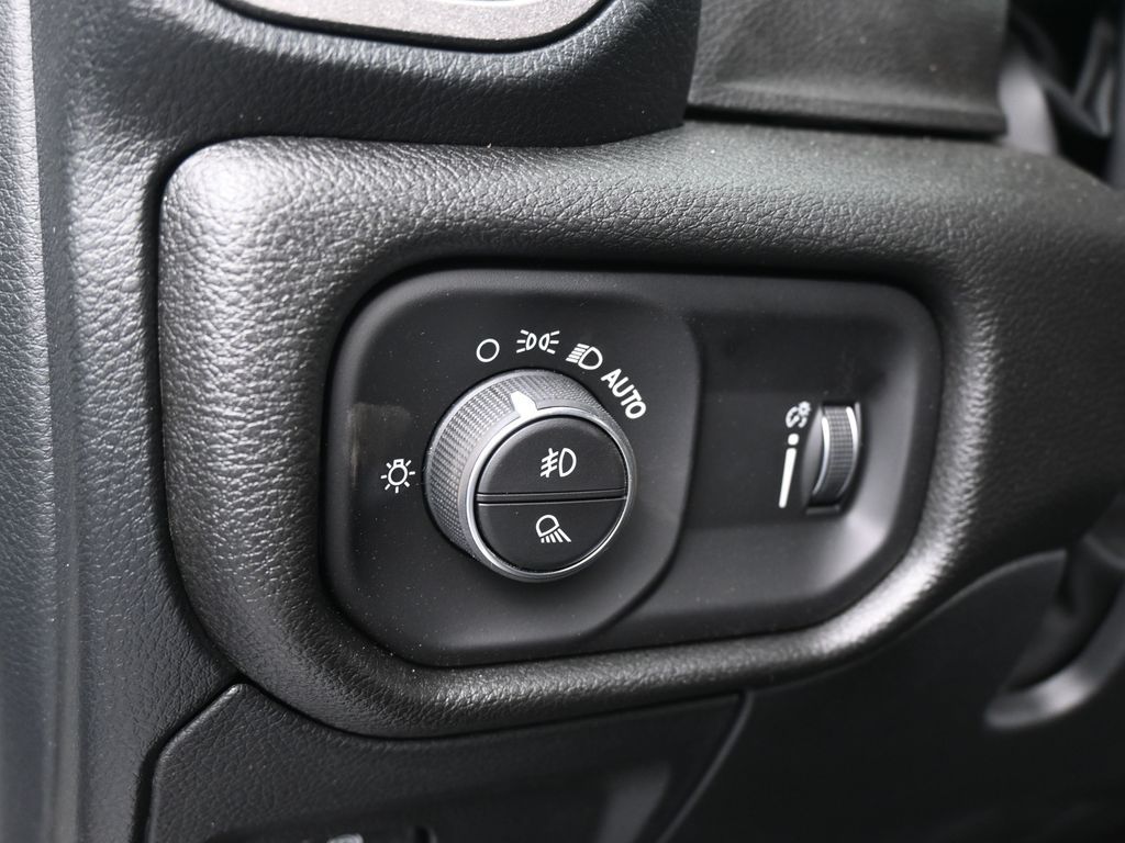 New 2026 Bright White Clearcoat Ram Express image 13