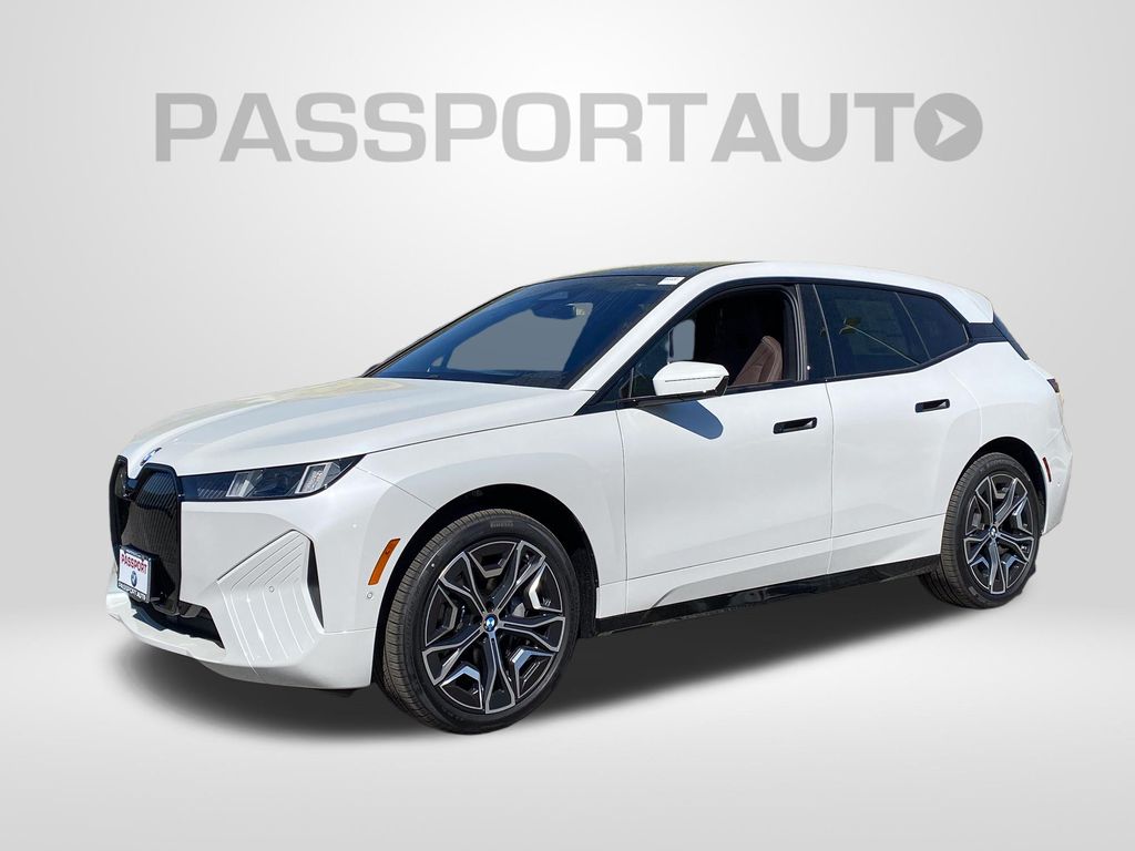 Mineral White Metallic 2026 BMW iX xDrive45 SUV / Crossover All-Wheel Drive Automatic