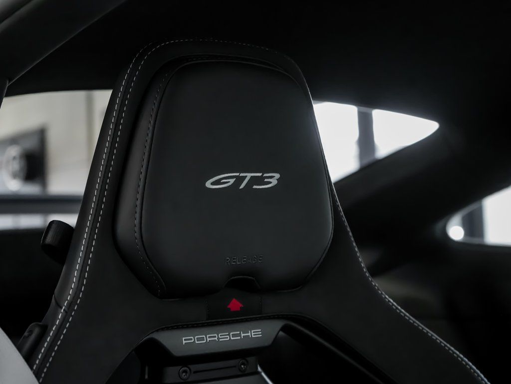 Certified Used 2026  Porsche GT3 image 27