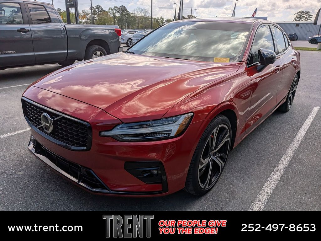 Fusion Red Metallic 2024 Volvo S60 B5 Plus Dark Theme FWD Sedan Front-Wheel Drive Automatic