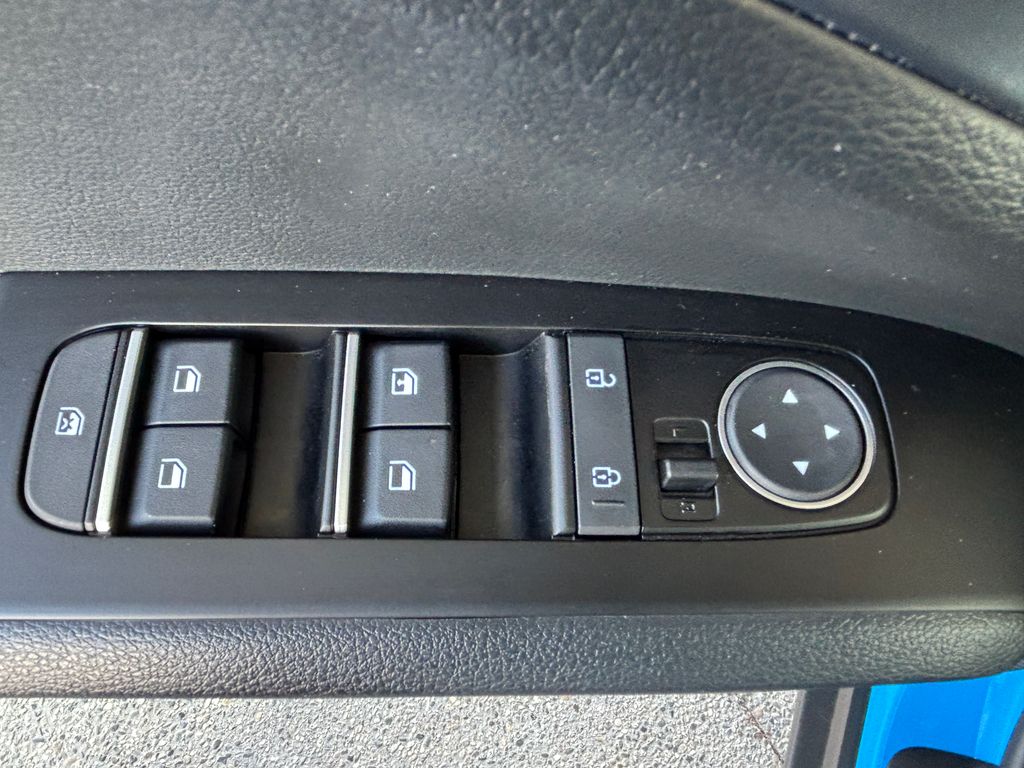 Thumbnail: 2023 Kia Soul - 26