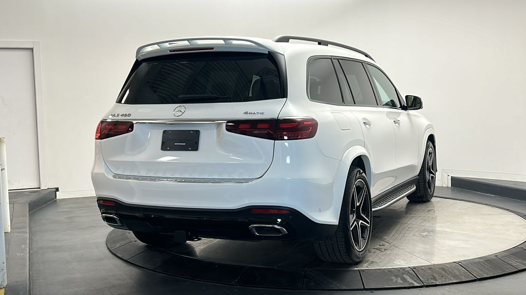 2025 Mercedes-Benz GLS 450 4MATIC 7