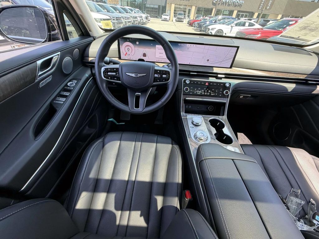 Used 2025 Genesis GV80 SUV
