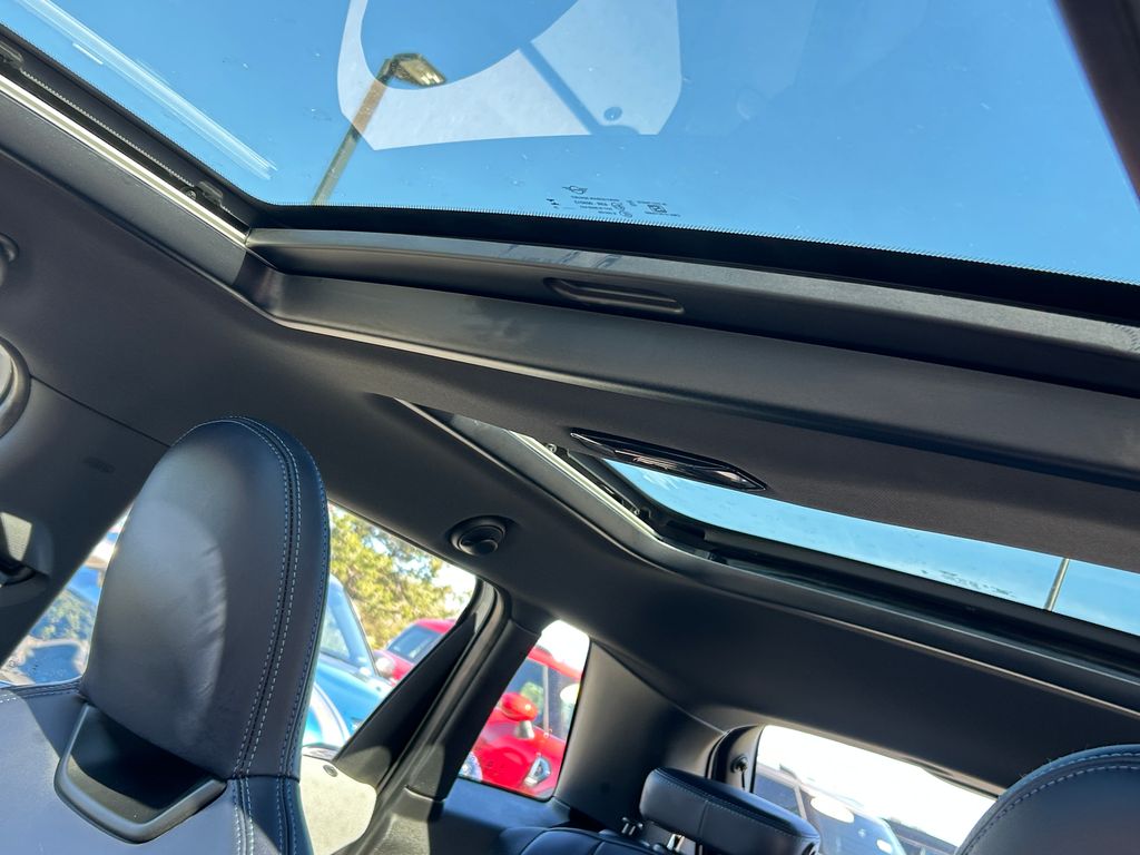 Thumbnail: 2025 MINI Cooper - 16