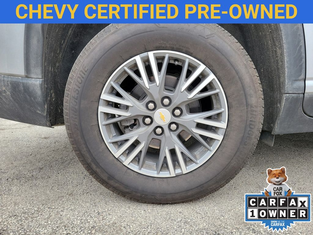 View vehicle photo 5