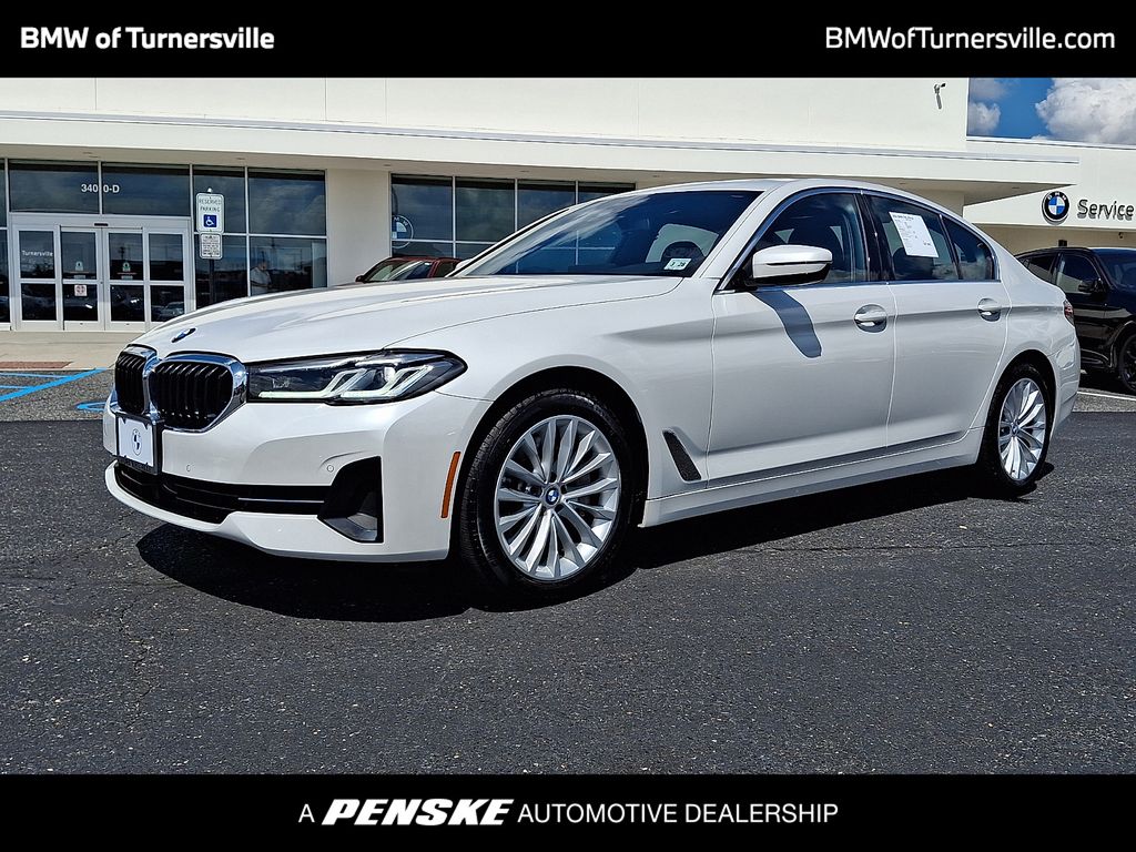 Thumbnail: 2023 BMW 5 Series - 1
