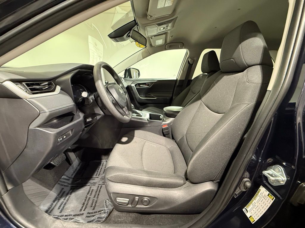 2024 Toyota RAV4 XLE 13