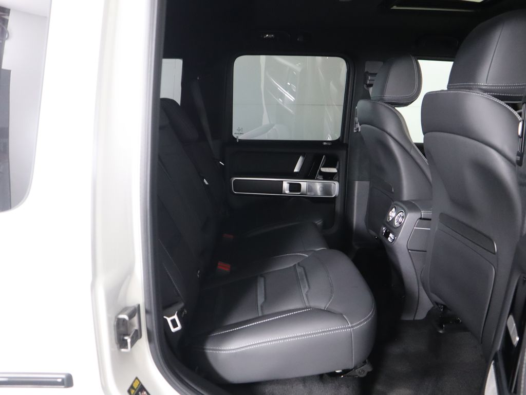 Thumbnail: 2025 Mercedes-Benz G-Class - 24