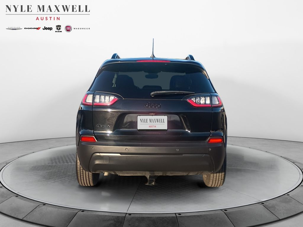 Used Car 2023 Jeep Cherokee  Altitude For Sale Under $25,000 In Austin, Texas