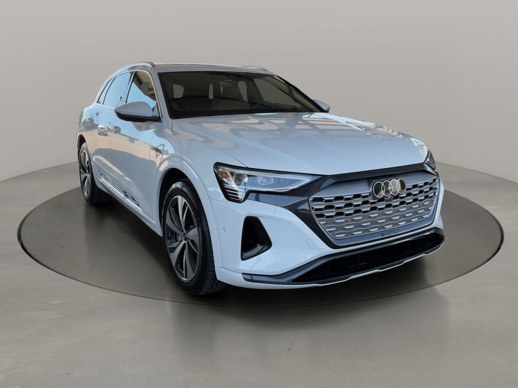 2024 Audi Q8 e-tron Blanco (Glacier White Metallic) SUV/Crossover Tracción en las cuatro ruedas Automática