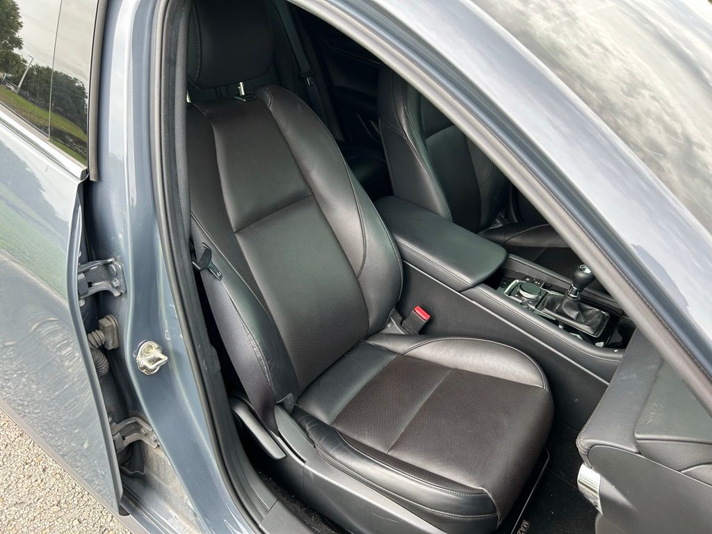 2023 Mazda Mazda3 Premium 15