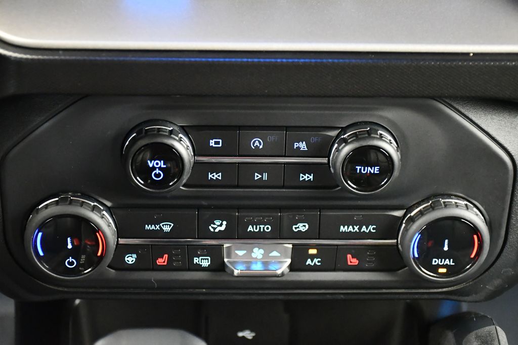 Thumbnail: 2022 Ford Bronco - 28