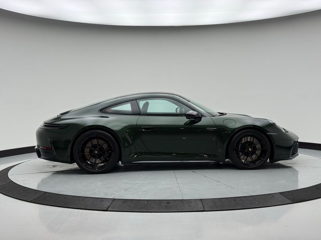 Thumbnail: 2026 Porsche 911 - 8