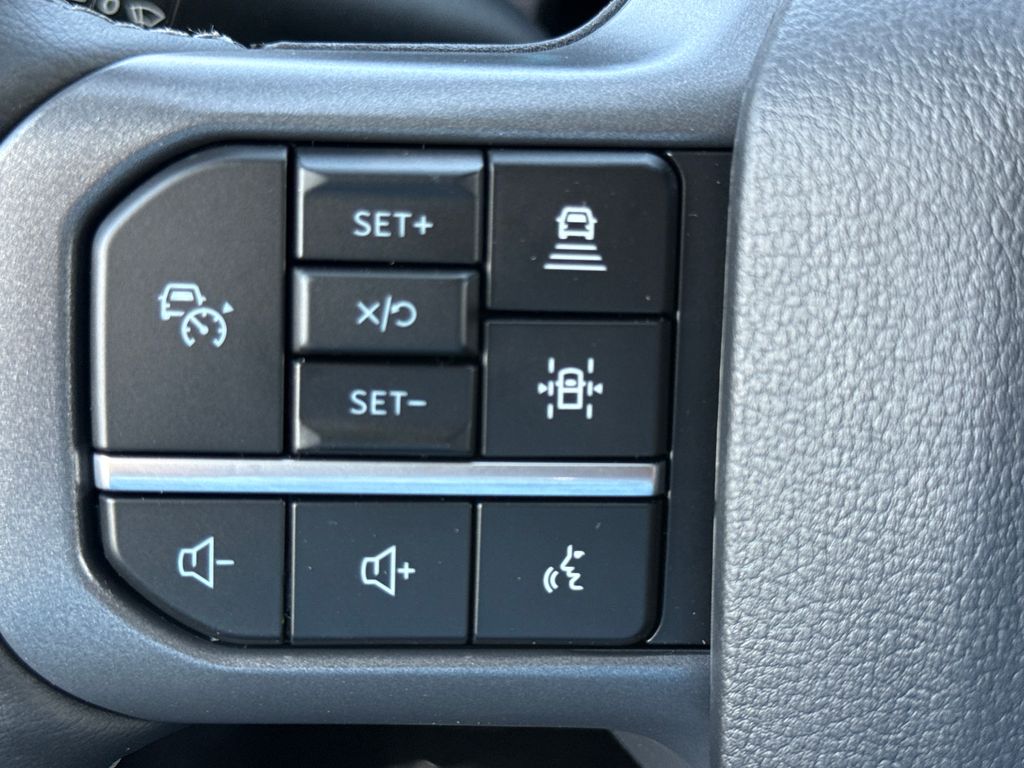 New 2026 White Ford XLT image 32