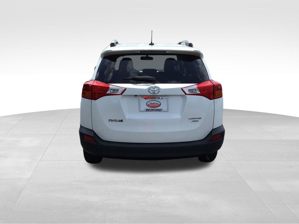 Thumbnail: 2013 Toyota RAV4 - 4