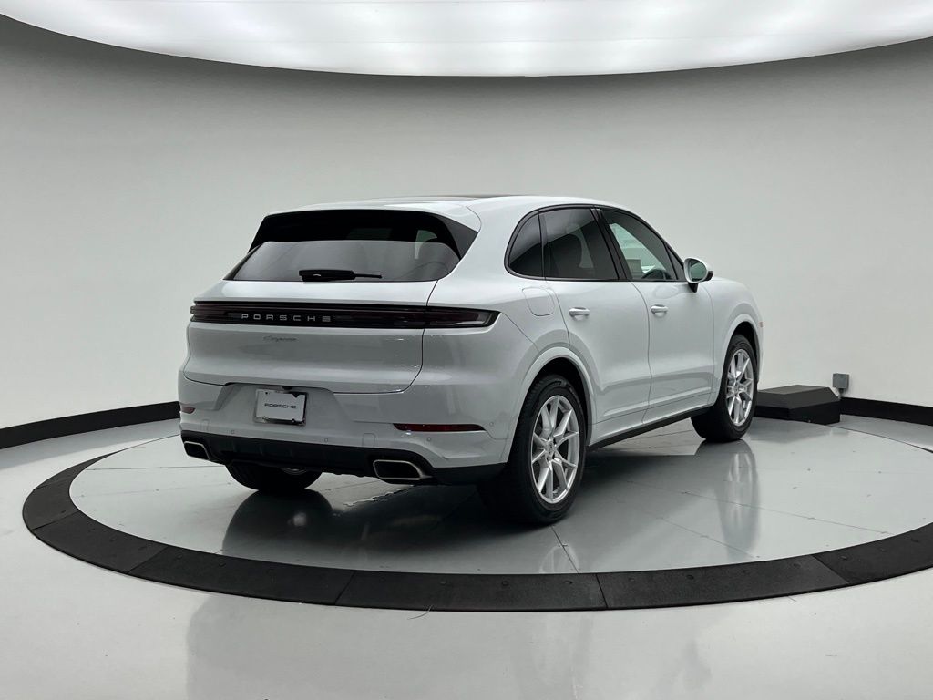 Thumbnail: 2025 Porsche Cayenne - 9