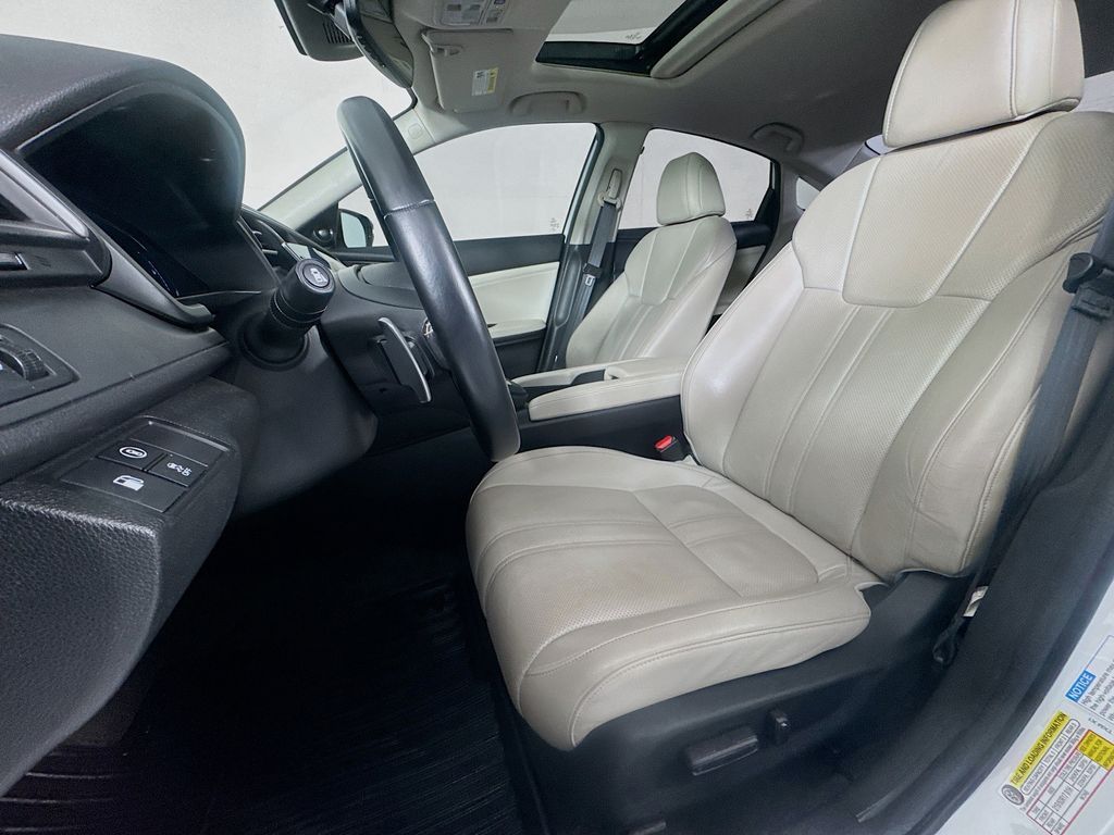 Used Car 2019 Honda Insight  Touring For Sale Under $20,000 In Austin, Texas