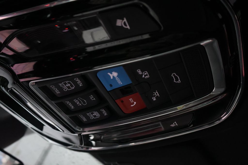 Thumbnail: 2024 Jeep Grand Cherokee - 31