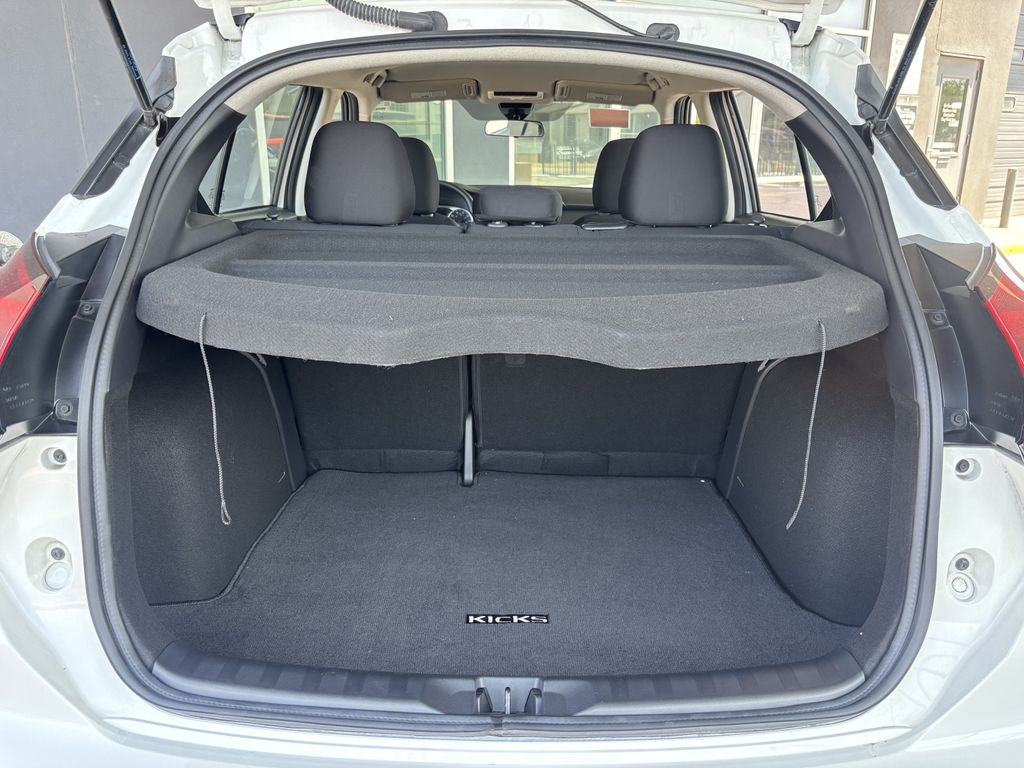 Used 2023 Nissan Kicks SUV