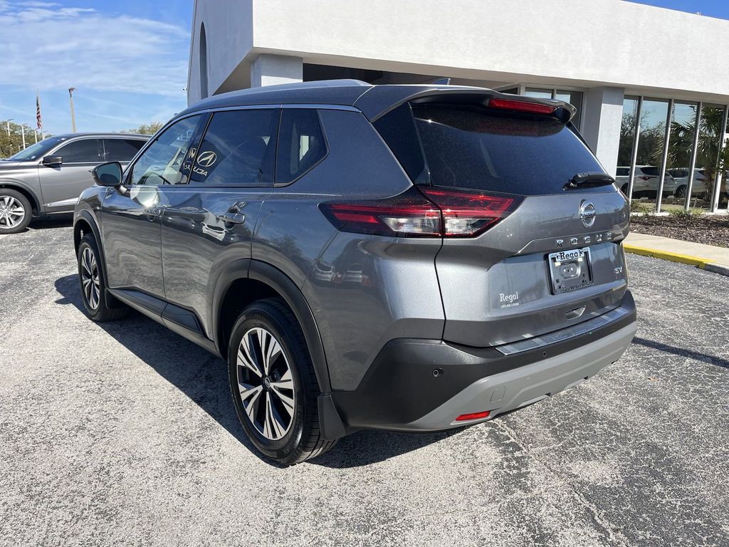 2021 Nissan Rogue SV 6