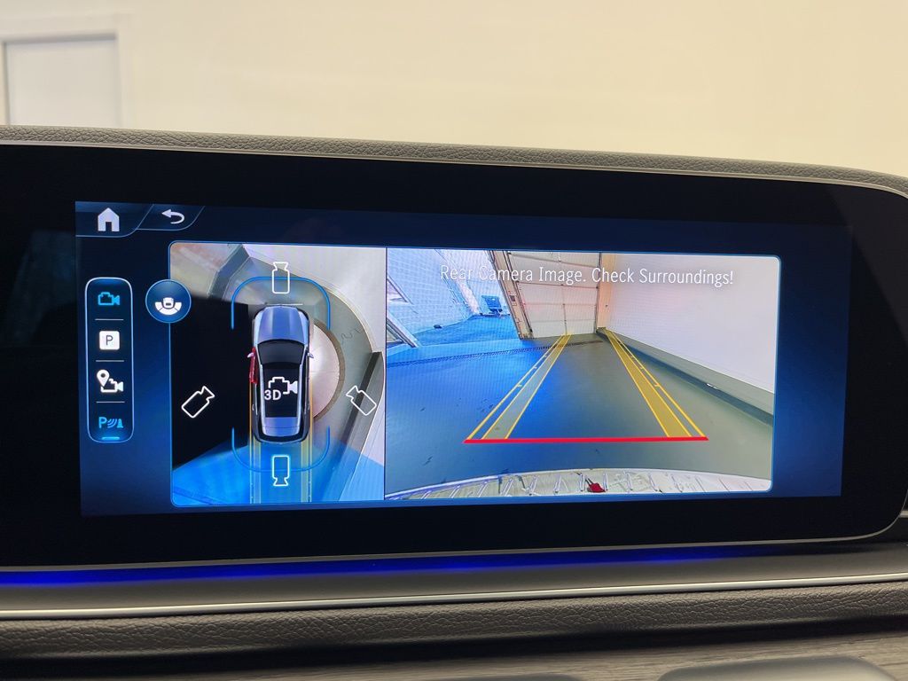 Thumbnail: 2025 Mercedes-Benz GLE - 18