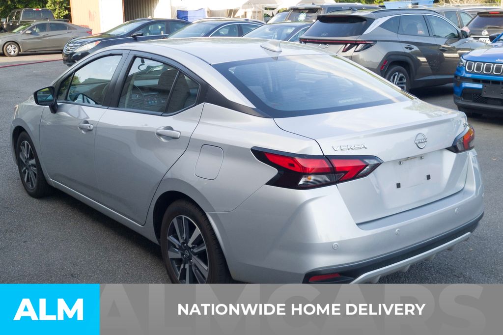 2023 Nissan Versa 1.6 SV photo 4