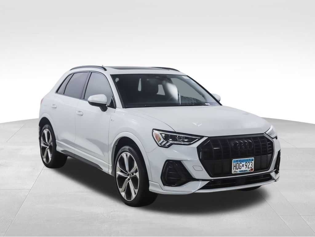 Thumbnail: 2022 Audi Q3 - 7