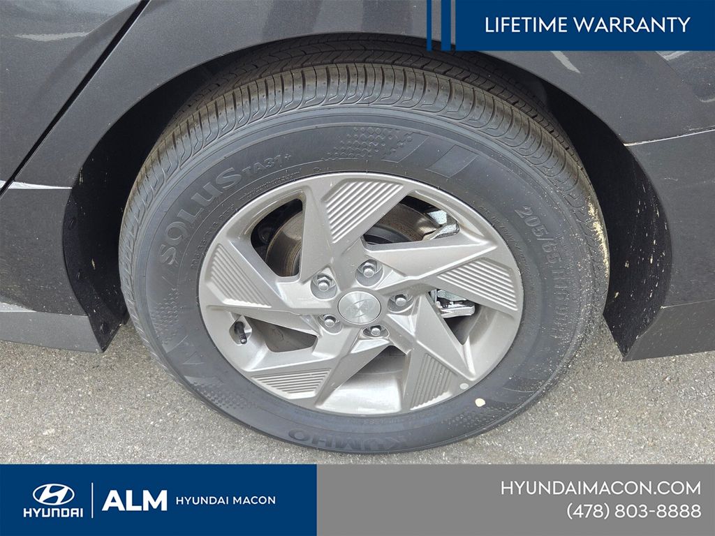 New 2026 Gray Hyundai SE image 11